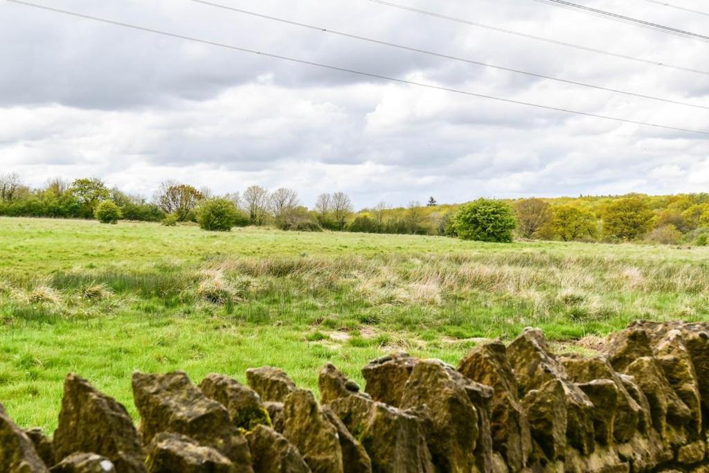 The Lookout At Cloatley Meadow Hankerton Exterior foto