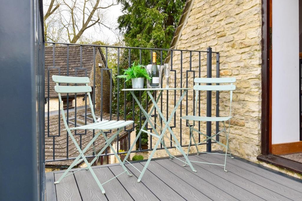 The Lookout At Cloatley Meadow Hankerton Exterior foto