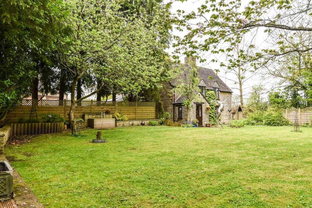 The Lookout At Cloatley Meadow Hankerton Exterior foto